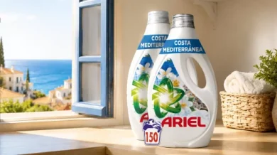 2 Detergente líquido Ariel Costa Mediterránea Brisa Marina & Jazmín (150 dosis en total)