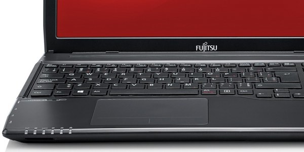 Fujitsu Lifebook AH544/G32