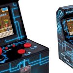 Mini máquina recreativa arcade Me! con 240 juegos de 16 bits