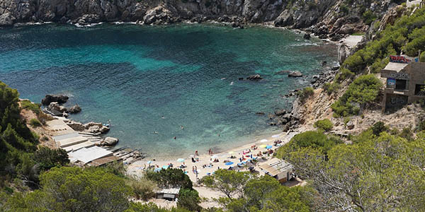 vacaciones baratas de Semana Santa en Ibiza