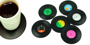 Chollo Set de 6 posavasos retro con forma de vinilo