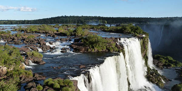 vacaciones a las Cataratas Iguazú Brasil presupuesto económico