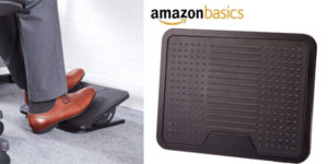 Reposapiés AmazonBasics negro barato en Amazon