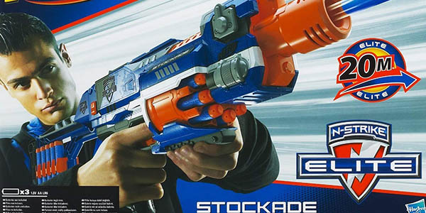 lanzador Nerf Elite Stockade con dardos oferta