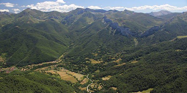 Mogrovejo pueblos encanto en los Picos de Europa escapada barata