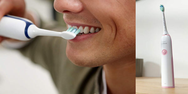 Pack de 2 cepillos de dientes eléctricos Philips Sonicare CleanCare HX3212/61 en oferta en Amazon