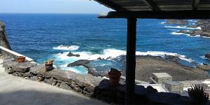 Casa Cueva Pozo de Calcosas Tenerife escapada frente al mar oferta