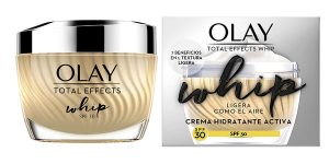 Crema hidratante Olay Total Effects Whip Light as Air con vitamina C y E de 50 ml barata en Amazon