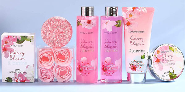 Set de Regalo de Baño Body & Earth Cherry Blossom & Jasmine 8 piezas oferta en Amazon