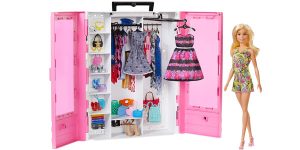Armario portátil con muñeca Barbie Fashionista barato en Amazon
