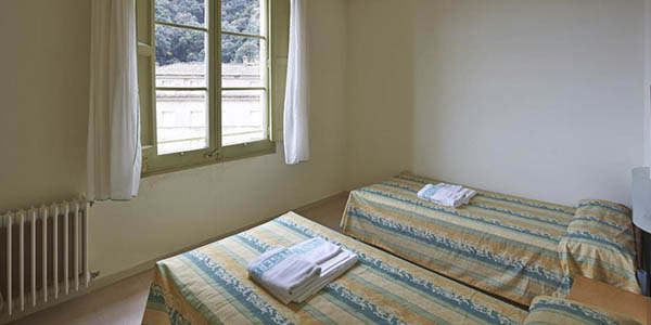 apartamentos Montserrat Abat Marcet escapada barata
