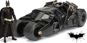 Chollo Batmóvil del Caballero Oscuro a escala 1:24