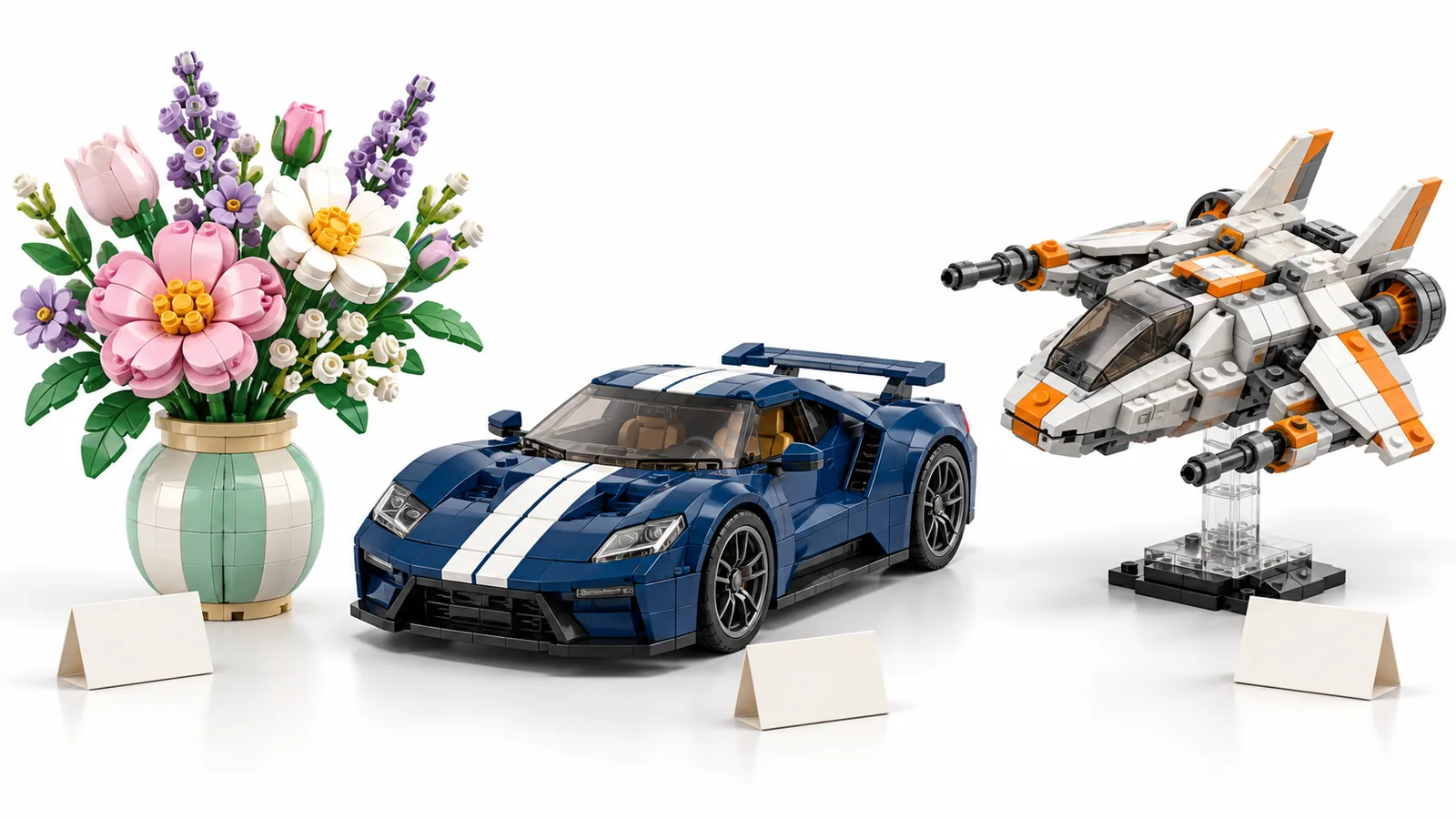 Recreación de tres tipos de construcción: flores, coche y nave