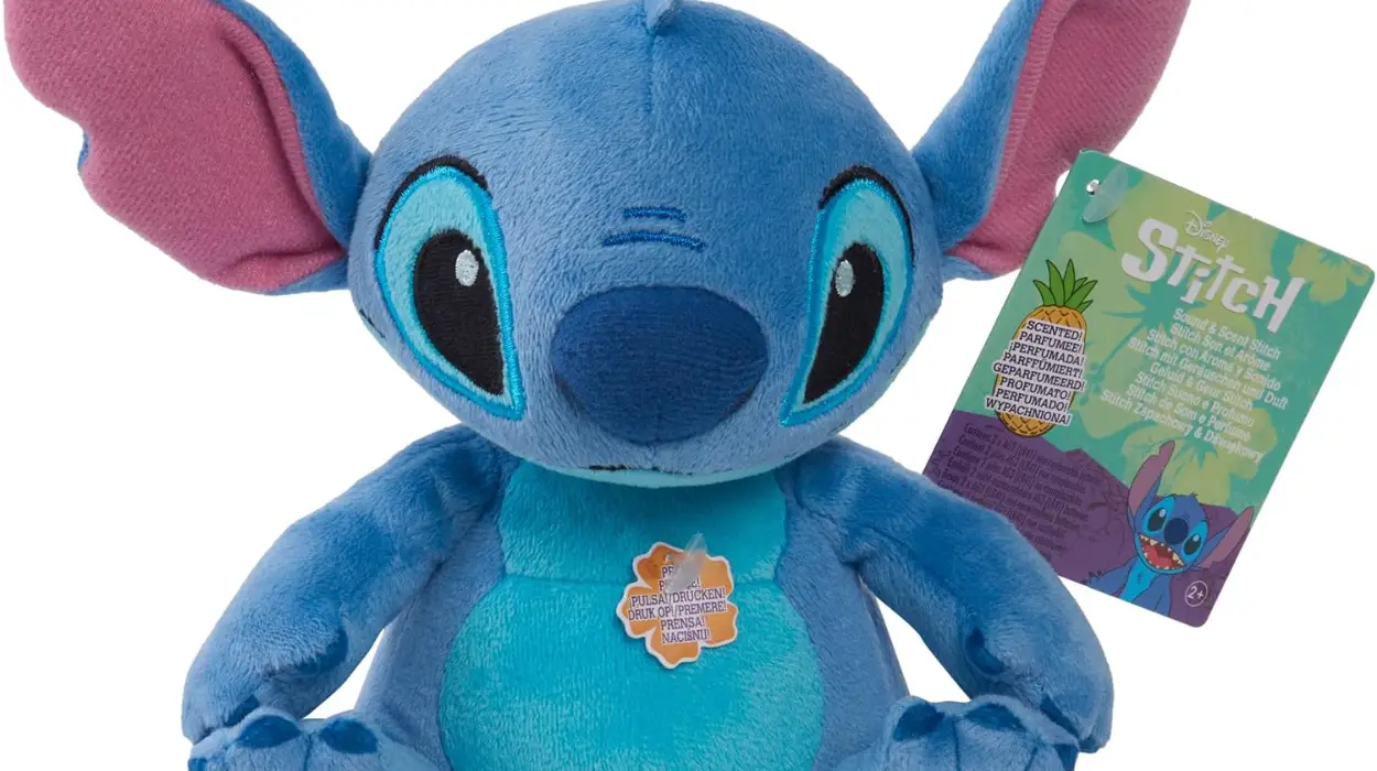 Peluche Just Play Stitch de Disney con sonido y aroma, de 15 cm
