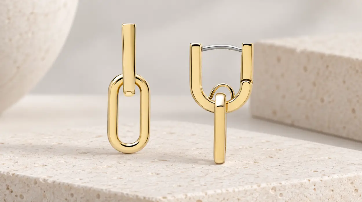 Pendientes Fossil de acero inoxidable dorado con cierre de aro para mujer