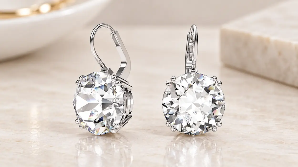 Pendientes Swarovski Millenia con cristales de talla redonda y baño de rodio