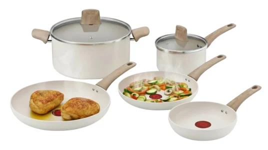 3 sartenes, olla y cazo Tefal Cera Bright On