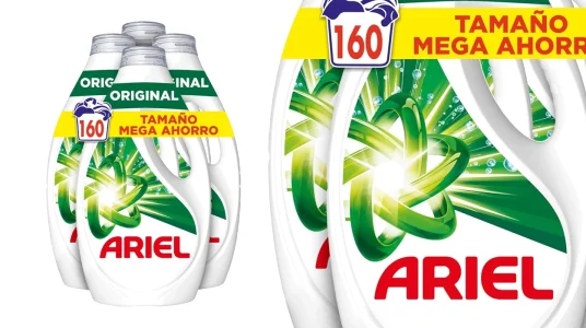 4 botellas de Ariel líquido