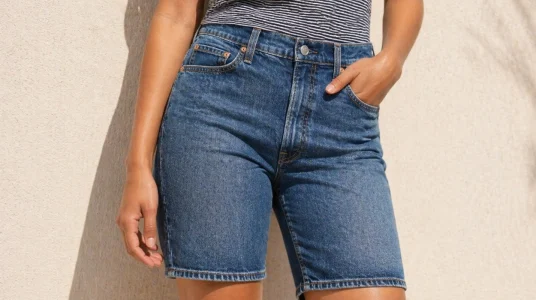 Bermudas Levi's Ribcage para mujer