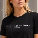 Camiseta Tommy Hilfiger Logo con cuello redondo para mujer