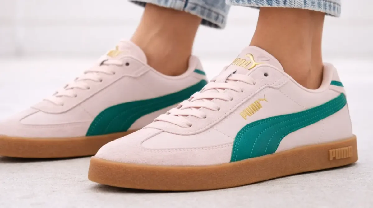 Estas preciosas Puma Club II Era Suede son un chollazo ESCANDALOSO: sólo 27,16€ con este cupón de Amazon ¡58% de descuento!