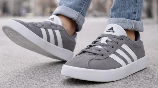 Zapatillas Adidas VL Court 3.0 Kids grises para niños