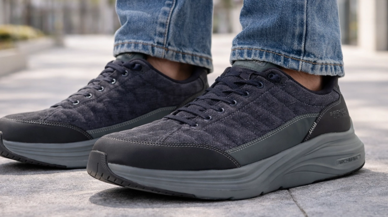 Zapatillas Skechers Slip Ins Contour Foam Cordelux para hombre