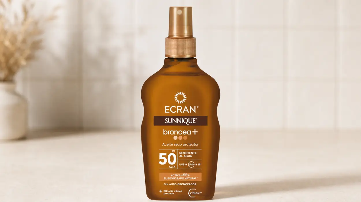 Aceite protector solar Ecran Sunnique Broncea+ FPS 50 con protección UVA y UVB