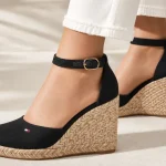 Alpargatas Tommy Hilfiger Flag FW0FW09225 de cuña y punta cerrada para mujer