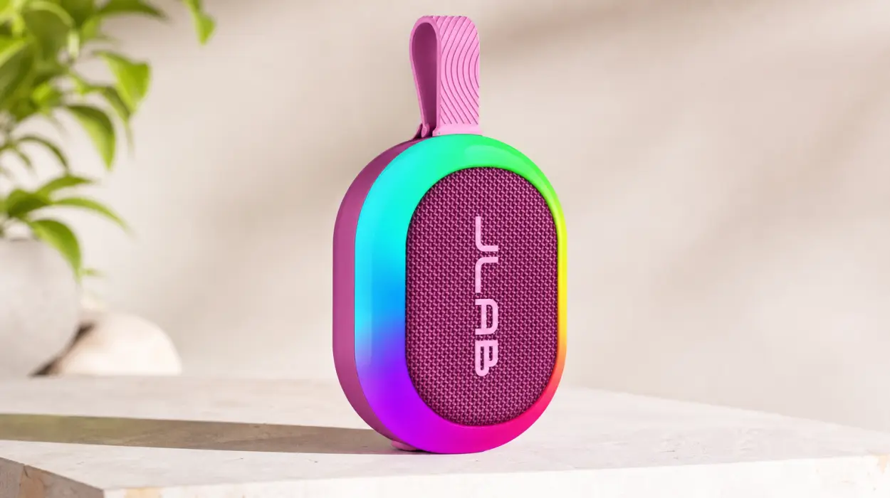 Altavoz Bluetooth JLab Pop Party ultraportátil con más de 8 horas de autonomía