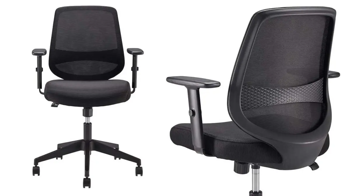 Silla de escritorio Amazon Basics con respaldo de malla y sujeción lumbar