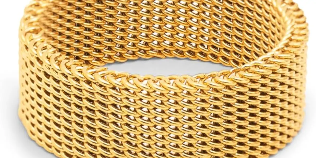 Anillo Singularu Mesh maxi ancho con baño de oro de 18 kt.