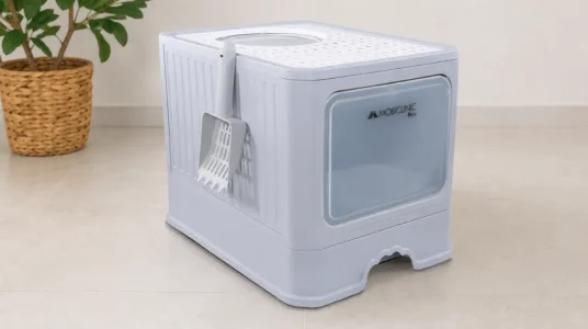 Arenero cerrado para gatos Mobiclinic Pets con cajón extraíble y pala incluida