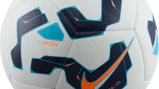 Balón de fútbol Nike Pitch Fa24 con resistencia y durabilidad
