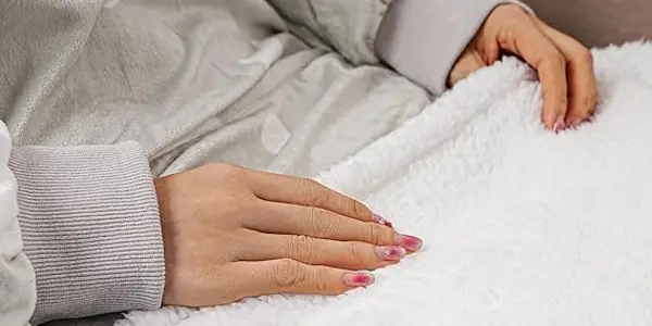 Batamanta Winthome con capucha