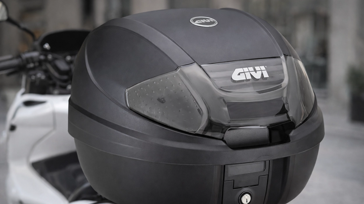 baul-para-moto-givi-e300nt-monolock