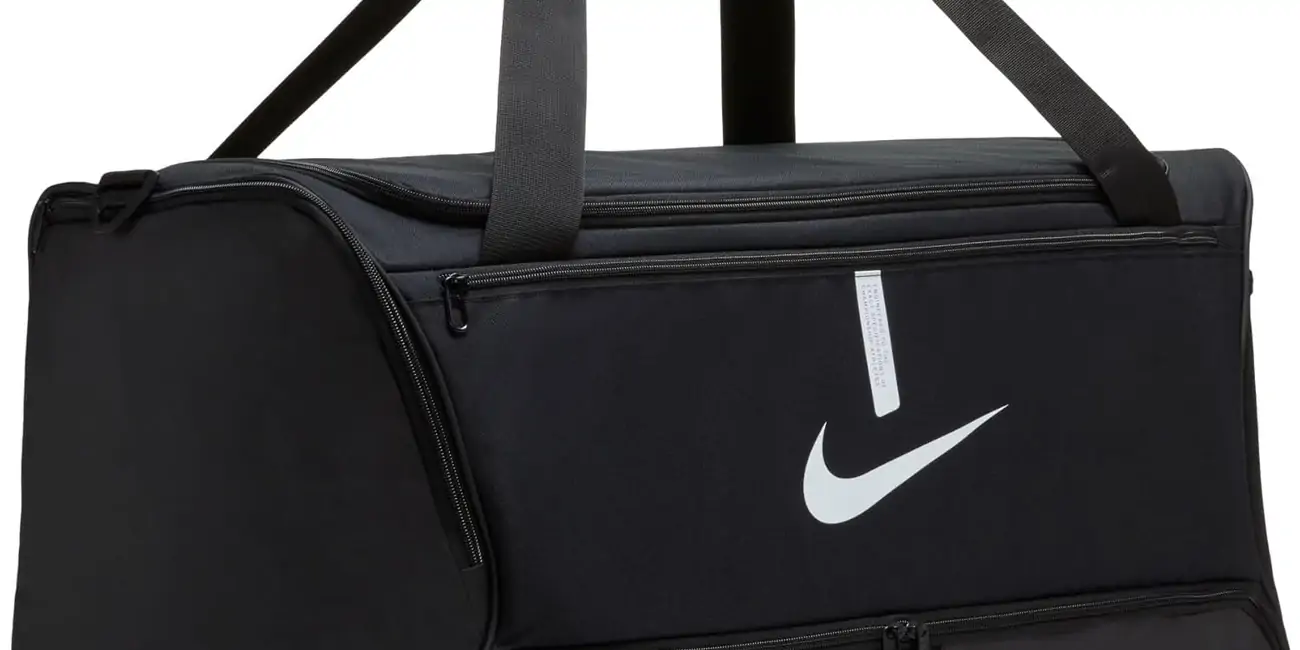 Bolsa de deporte Nike Academy mediana