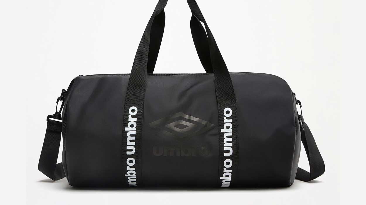 Bolsa deportiva Umbro barata