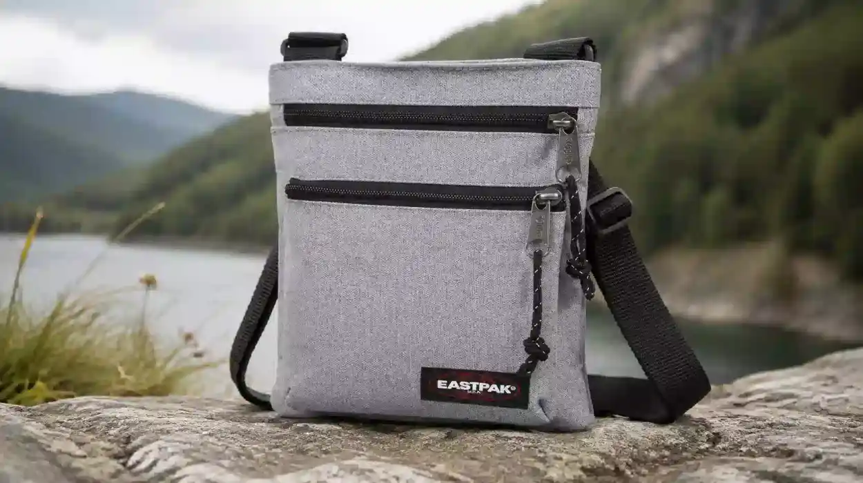 bolso-bandolera-eastpak-rusher
