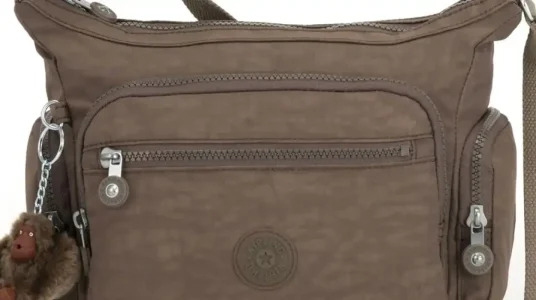 Chollo Bolso bandolera Kipling Gabbie S en color beige
