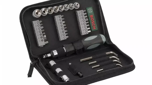 Chollo Maletín Bosch Xline de 38 piezas para atornillar