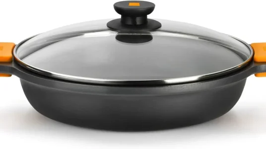 Cacerola baja BRA Efficient de 36 cm con tapa de cristal y asas de silicona extraíbles