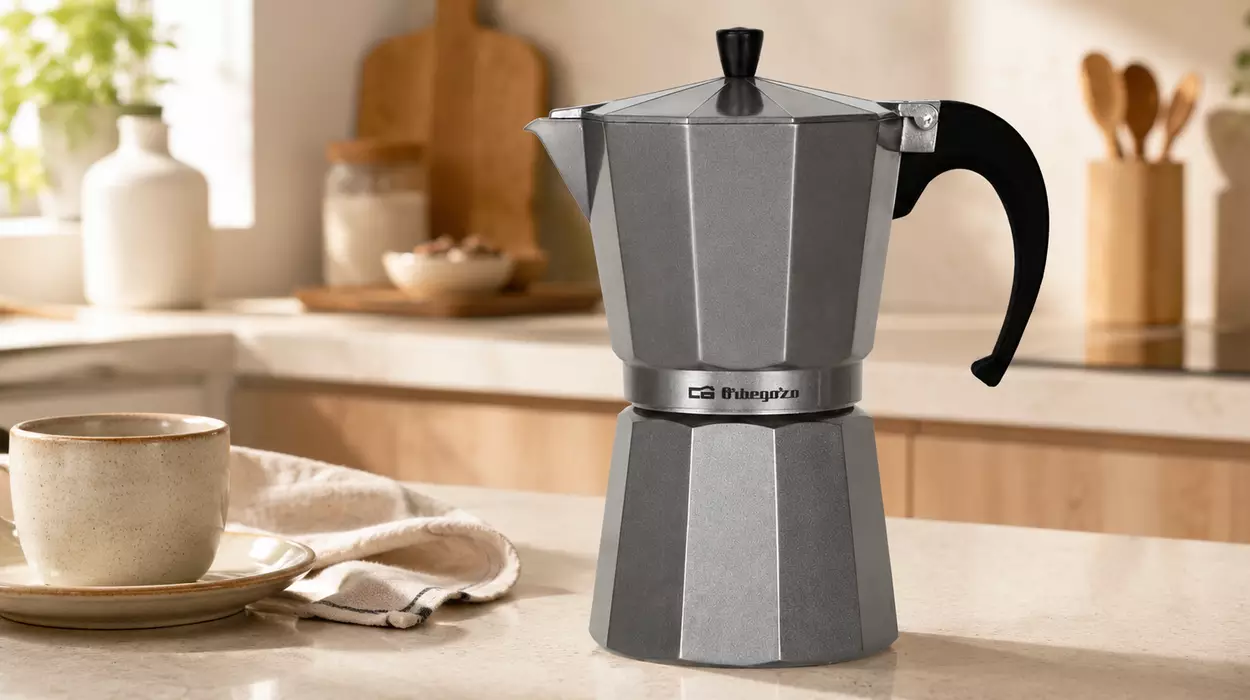 Cafetera Orbegozo KFS 620 italiana para 6 tazas
