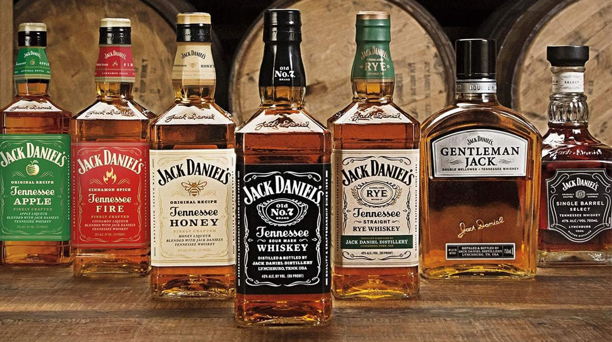 Calendario de Adviento Jack Daniel's con 20 miniaturas de whiskey barato