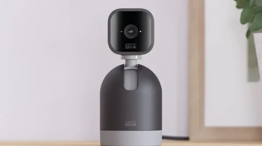 Cámara de seguridad Blink Mini Pan-Tilt con vídeo HD y audio bidireccional