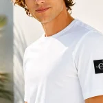 camiseta-calvin-klein-badge-regular-tee-para-hombre