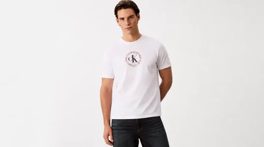 Camiseta de manga corta Calvin Klein Word Circle Graph para hombre, cuello redondo