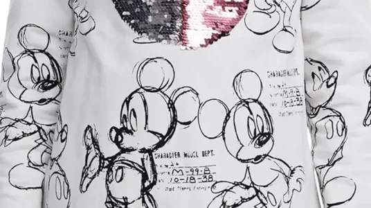 Chollo Camiseta Desigual Mickey para niñas