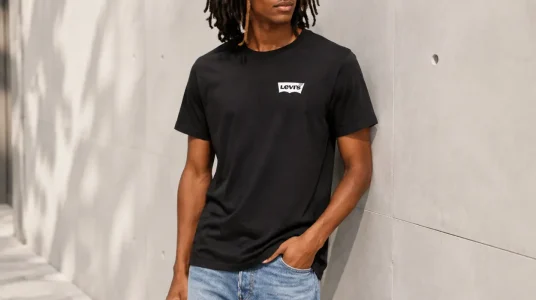 Camiseta Levi's Graphic Crewneck con gráfico clásico