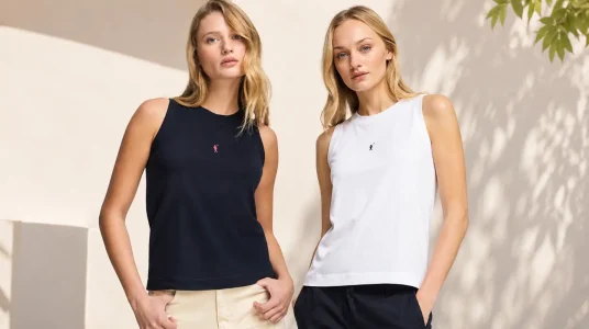 Camiseta Polo Club de mujer sin mangas, cuello redondo y logo bordado en 100% algodón
